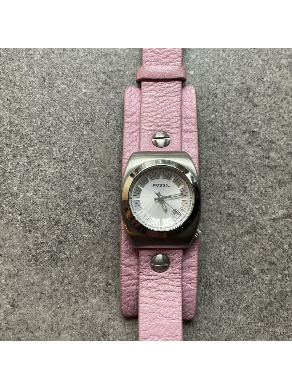 Fossil Womens Watch 29mm Silver Tone Case With Pink Leather Cuff Band Bin Y